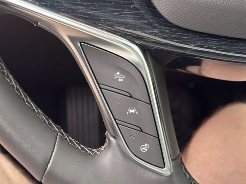 New 2026 Cadillac XT5 Premium Luxury w/ LPO, Floor Liner Package image 17