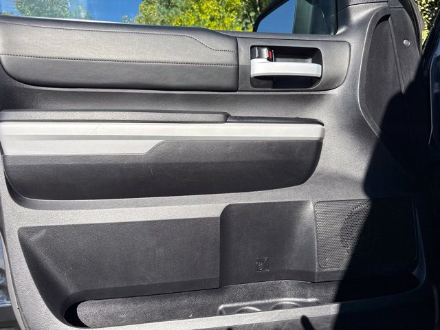 Used 2019 Toyota Tundra Limited w/ Limited Premium Package AWD/4WD image 15