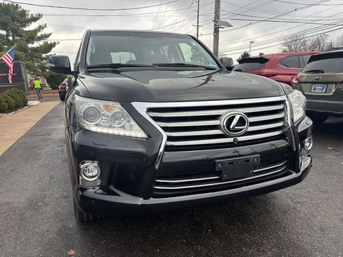Used 2015 Lexus LX 570 4WD image 13