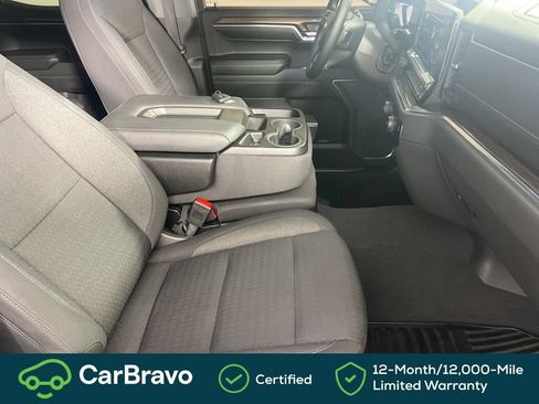 Used 2024 Chevrolet Silverado 1500 LT AWD/4WD image 19