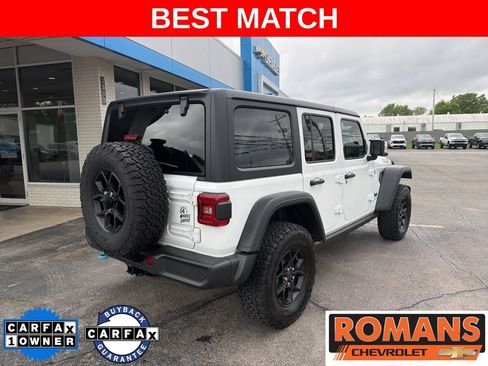 Used 2024 Jeep Wrangler Unlimited AWD/4WD image 3