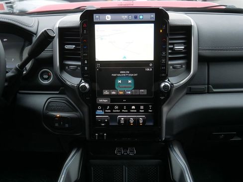 New 2026 RAM 2500 Laramie AWD/4WD image 11