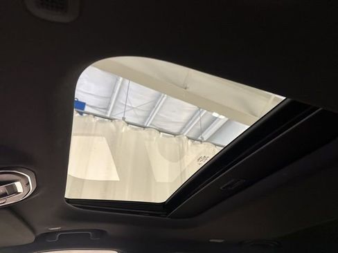 Used 2024 Jeep Grand Cherokee L Altitude image 33