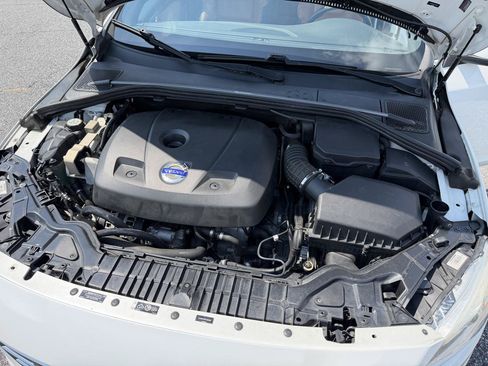 Used 2015 Volvo S60 T6 Platinum FWD image 14