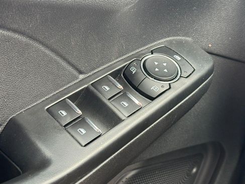 Used 2025 Ford Escape ST-Line AWD/4WD image 25