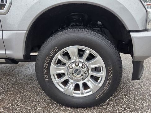 Certified 2021 Ford F350 Limited w/ FX4 Off-Road Package image 11