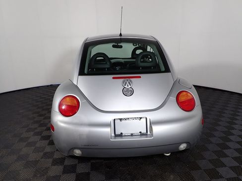 Used 2000 Volkswagen Beetle GLS FWD image 11