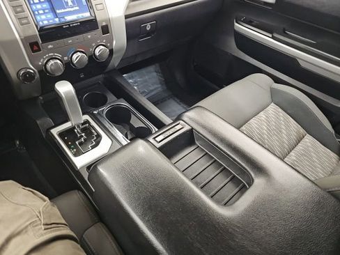 Used 2018 Toyota Tundra SR5 w/ TRD Off Road Package image 22