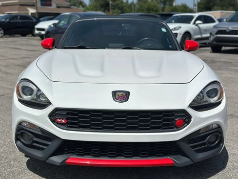 Used 2020 FIAT 124 Spider Abarth w/ Convenience Group RWD image 4
