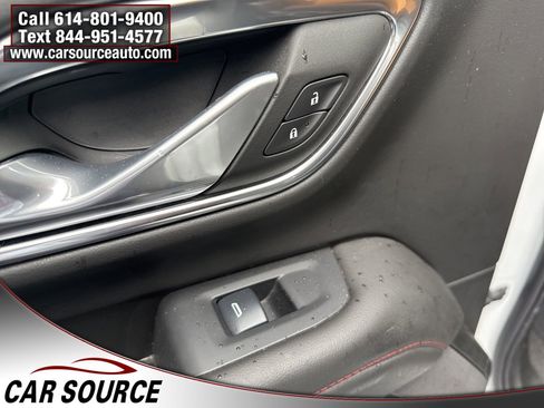 Used 2024 Chevrolet Tahoe RST w/ Luxury Package image 38