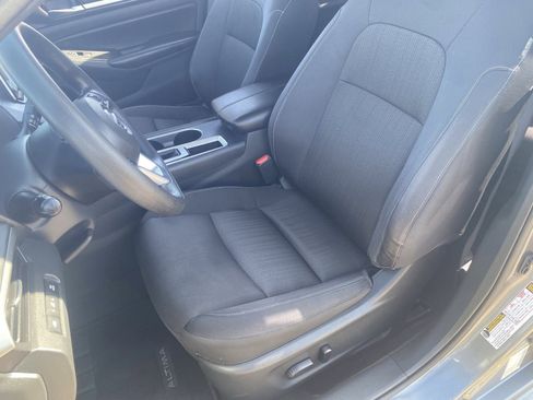 Certified 2022 Nissan Altima 2.5 SV image 21