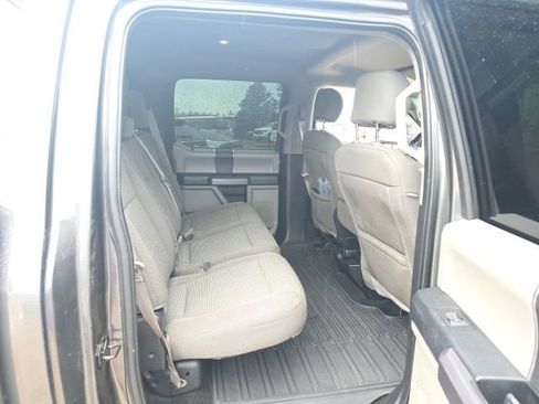 Used 2018 Ford F150 XLT w/ Trailer Tow Package AWD/4WD image 3