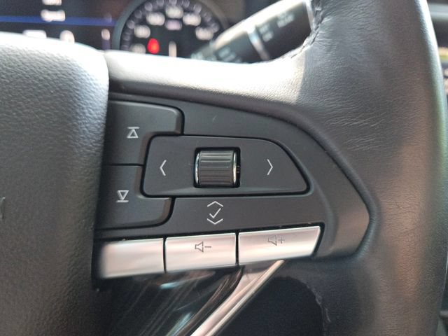 Used 2024 Cadillac XT6 Premium Luxury w/ Technology Package FWD image 25