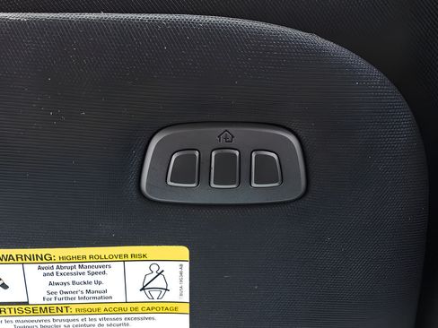 Used 2019 Ford F150 Lariat w/ Equipment Group 502A Luxury AWD/4WD image 23