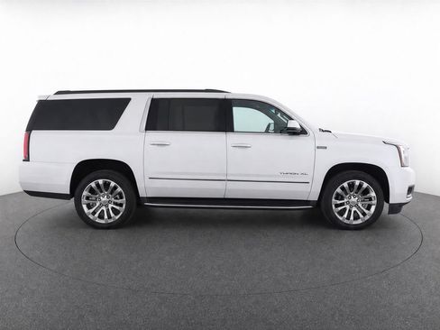 Used 2017 GMC Yukon XL Denali w/ Open Road Package AWD/4WD image 8