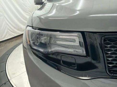 Used 2020 Jeep Grand Cherokee SRT AWD/4WD image 10