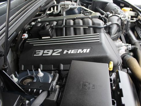 Used 2018 Dodge Durango SRT w/ Trailer Tow Group IV image 43