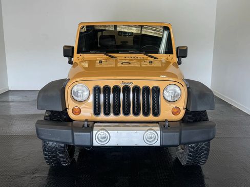 Used 2013 Jeep Wrangler Rubicon w/ PWR Convenience Group AWD/4WD image 2