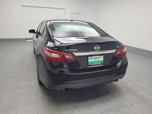 Used 2018 Nissan Altima 2.5 SV w/ 2.5 SV Technology Package FWD image 6