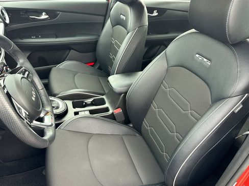 Used 2023 Kia Forte GT-Line w/ GT-Line Technology Package FWD image 13