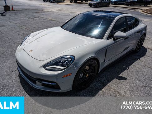 Used 2018 Porsche Panamera 4 w/ Premium Package Plus AWD/4WD image 19