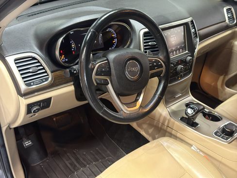 Used 2014 Jeep Grand Cherokee Limited AWD/4WD image 16
