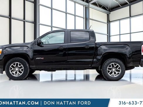 Used 2022 GMC Canyon AT4 w/ Trailering Package AWD/4WD image 2