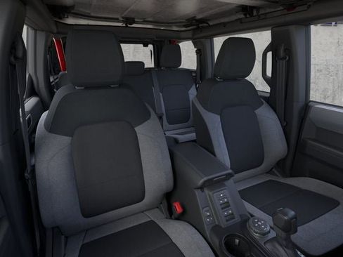 New 2025 Ford Bronco 4-Door w/ Sasquatch Package AWD/4WD image 10