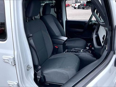 Used 2024 Jeep Wrangler Unlimited Sport AWD/4WD image 26