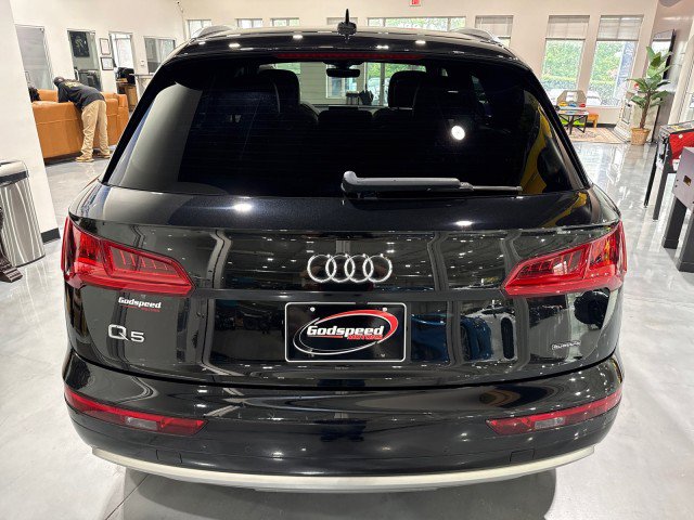Used 2019 Audi Q5 2.0T Premium Plus w/ Premium Plus Package AWD/4WD image 32