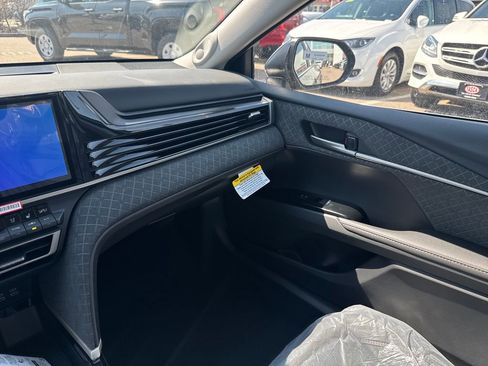 New 2026 Toyota Camry XLE AWD/4WD image 31