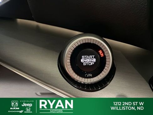 New 2026 Jeep Grand Wagoneer L Limited AWD/4WD image 46