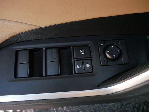 Certified 2025 Toyota RAV4 LE image 19