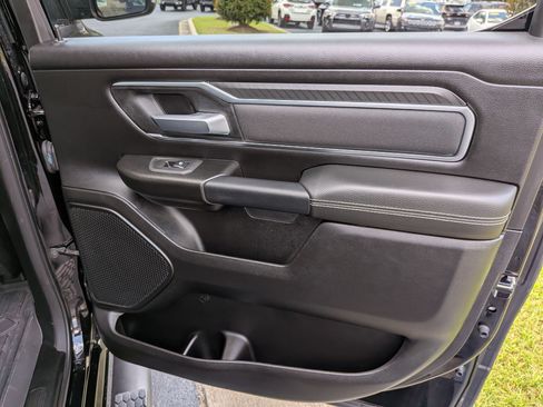 Used 2025 RAM 1500 Big Horn AWD/4WD image 19