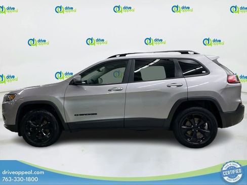 Used 2020 Jeep Cherokee Latitude Plus AWD/4WD image 9