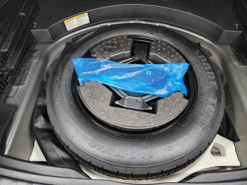 Used 2024 Toyota RAV4 XLE image 26