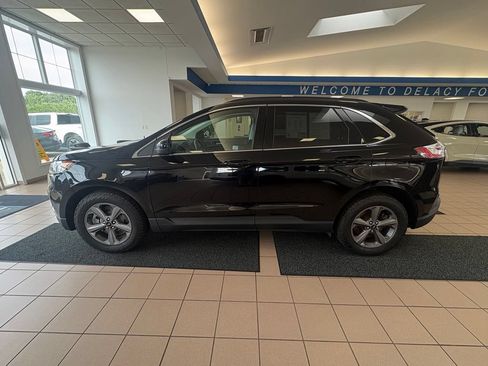 Used 2022 Ford Edge SEL w/ Sport Appearance Package AWD/4WD image 2