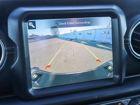 Used 2021 Jeep Gladiator Overland w/ Popular Equipment Package image 26