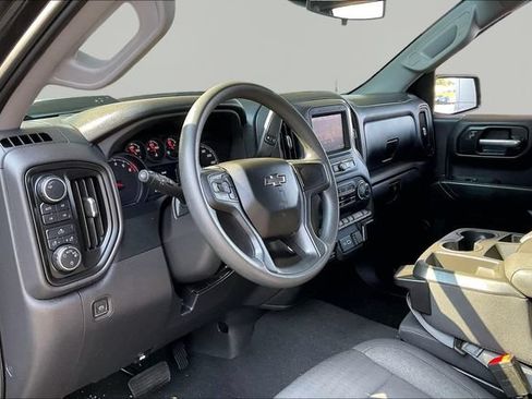 Used 2023 Chevrolet Silverado 1500 Custom Trail Boss w/ LPO, Dark Essentials Package AWD/4WD image 12