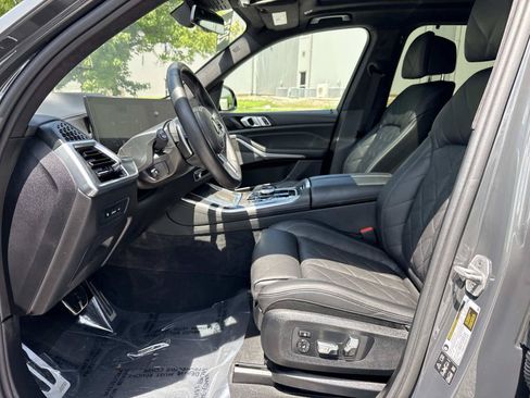Used 2025 BMW X5 M60i AWD/4WD image 14
