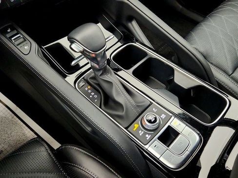 Used 2023 Kia Telluride SX Prestige X-Pro AWD/4WD image 17
