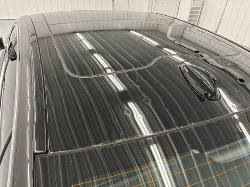 Used 2018 BMW 750i xDrive image 32