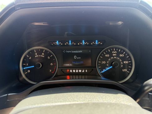 Used 2015 Ford F150 XLT w/ Equipment Group 301A Mid AWD/4WD image 17