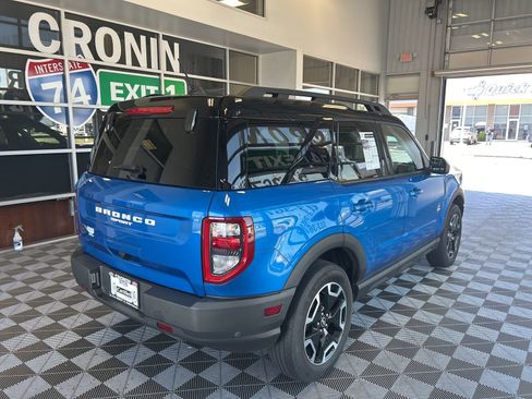 Used 2022 Ford Bronco Sport Outer Banks w/ Tech Package AWD/4WD image 6