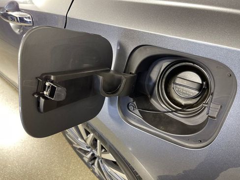 Used 2024 Nissan Altima 2.5 SV image 30