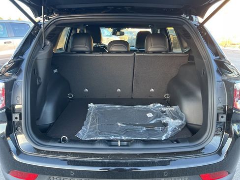 New 2026 Jeep Compass Limited image 14