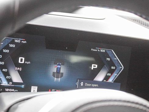 Used 2026 BMW X7 M60i image 22