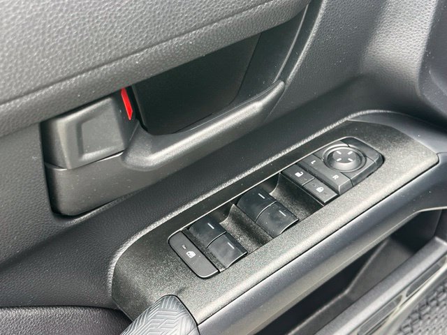 Used 2025 Toyota 4Runner SR5 AWD/4WD image 10