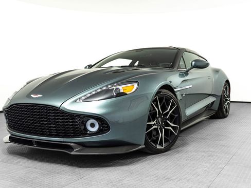 Used 2019 Aston Martin Vanquish Zagato image 3