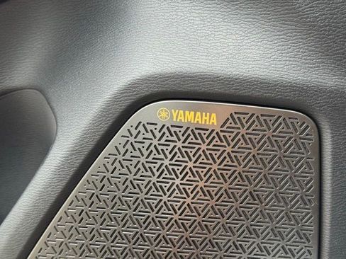 New 2025 Mitsubishi Outlander SE FWD image 21